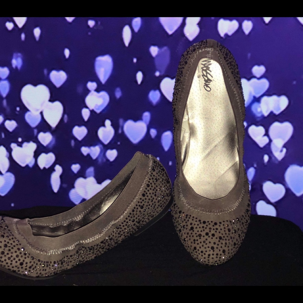 Mossimo flat shoes